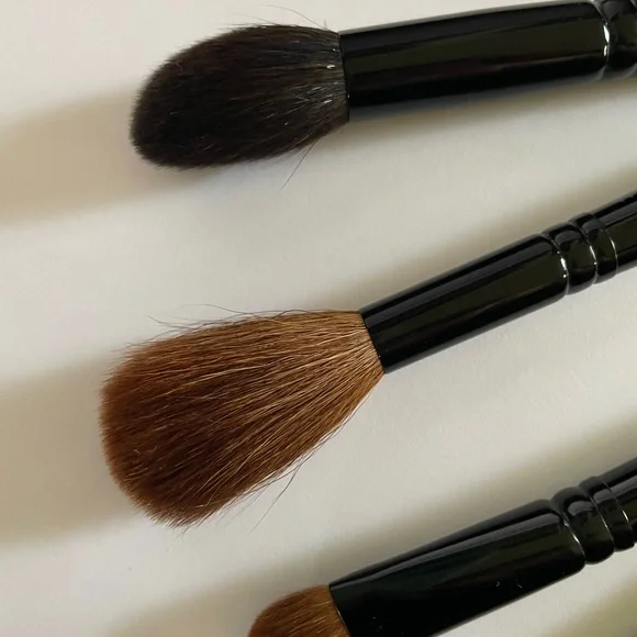 Wayne Goss Assorted Brush Set - Black Handles - Picture 4 of 10